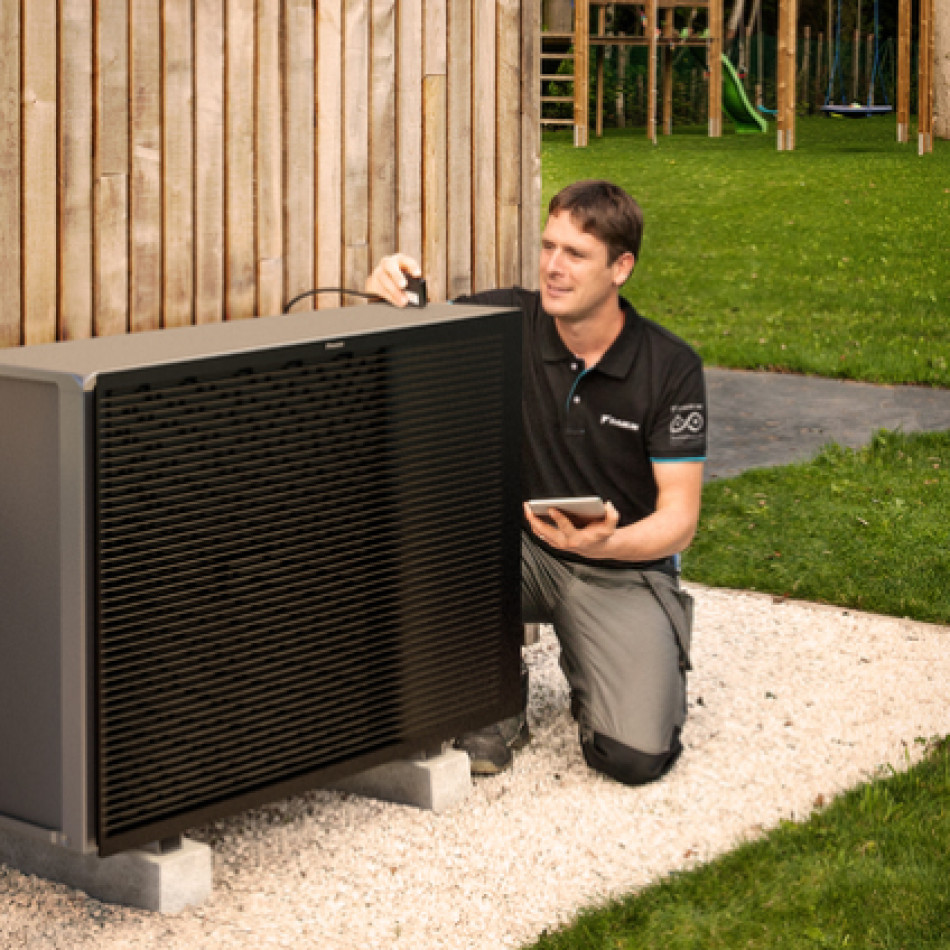 Discover Daikin's innovative air source heat pump, an efficient solution for modern heating needs.