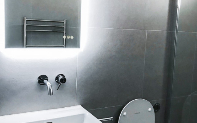 Discover our stylish bathroom solutions inspired by the Welwyn Garden City toilet design.