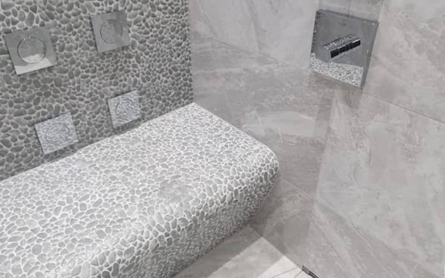 Stylish Shower Seat for Modern Bathrooms