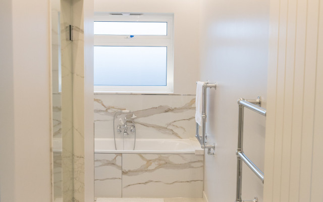 Explore Luxury Bathrooms with Aqualite