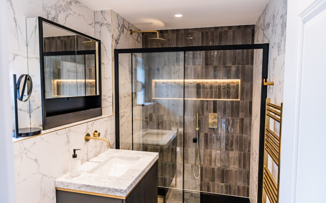 Stylish Black Shower Enclosure