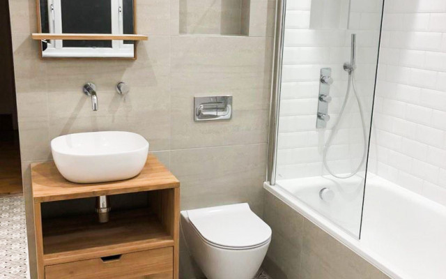Stylish Bathroom Design Featuring Aqualite Products