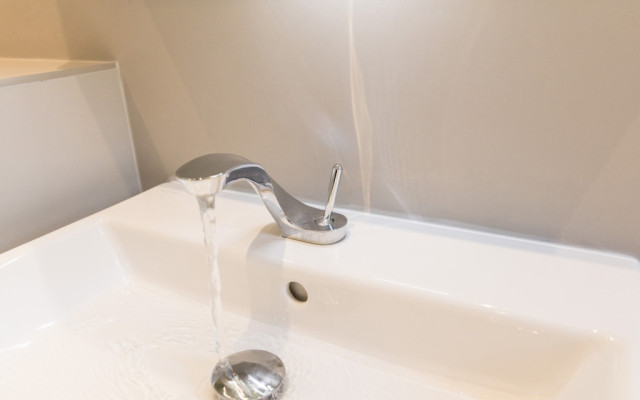 Enhance your bathroom with our stylish design basin mixer tap, blending elegance and functionality.