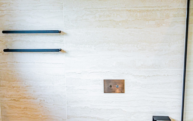 Contemporary Wall-Hung Toilet in a Modern Bathroom Setting