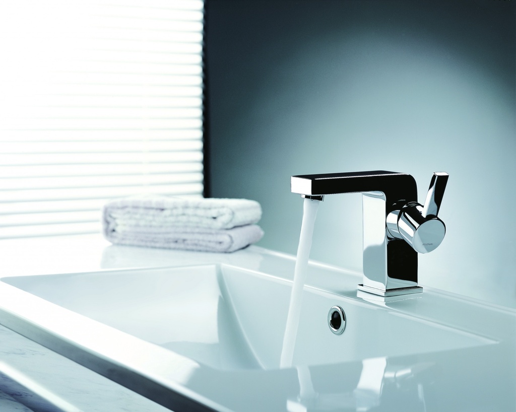 STR8 Mono Basin Mixer-2