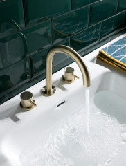 JTP VOS 3 HOLE DECK MOUNTED BASIN MIXER BRUSHED BRASS – Extra Image 1
